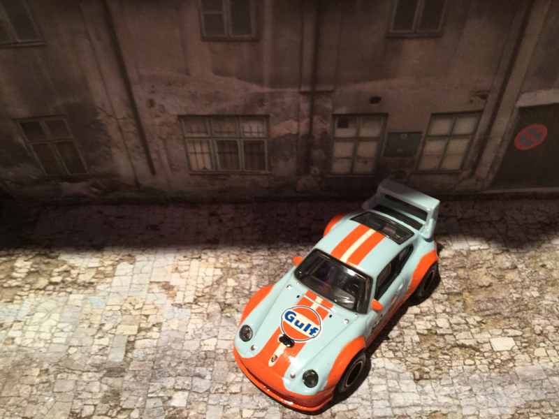 Illustration for article titled LaLD Car Week: Teutonic Tuesday Hotwheels Gulf Porsche 993 GT2